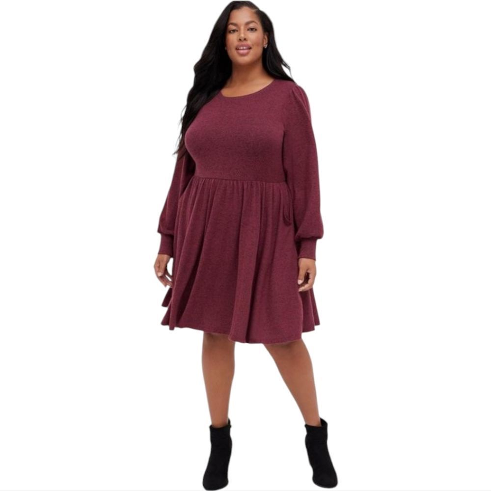 Torrid NWT Babydoll‎ Dress - Super Soft Plush Burgundy Long Sleeve Plus Size 2X - Picture 2 of 9